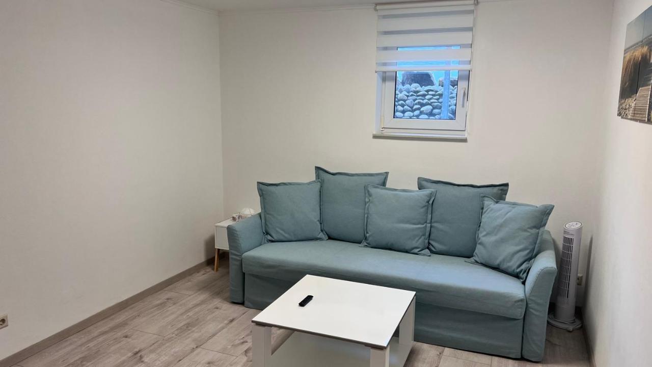 Awad'S White Apartment Rust Luaran gambar